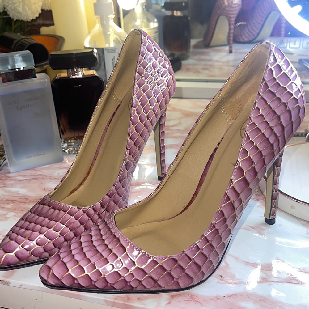 Missguided pink crocs pumps